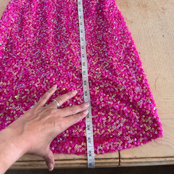 B DARLIN Feathered & Sequined Bodycon Dress Medium - Picture 3 of 15